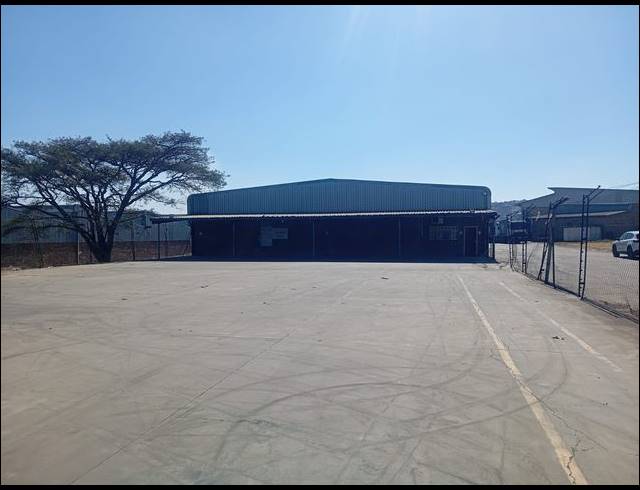 420M² WAREHOUSE TO LET IN ROCKY DRIFT